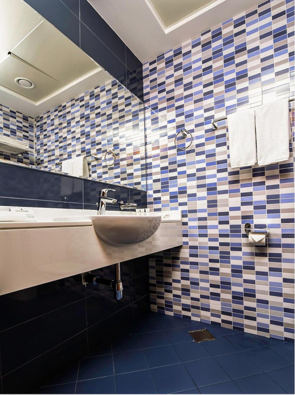 דובאי Suba Star Apartments מראה חיצוני תמונה